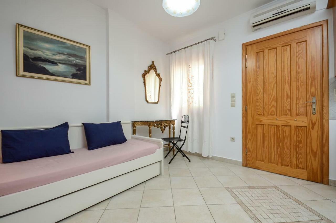Independent Agapitos Apart , 2Bdrm, Private Patio Naxos City Екстериор снимка